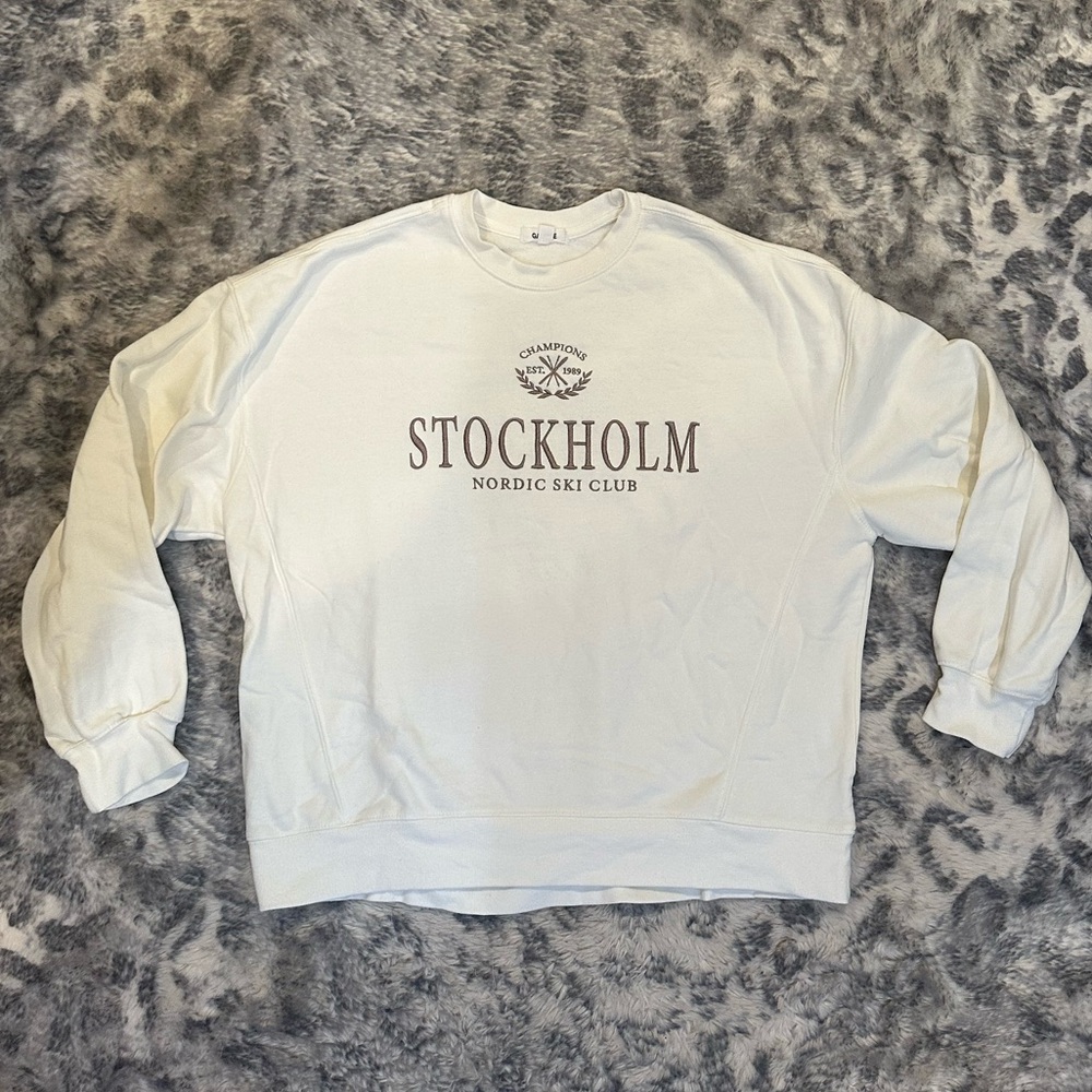 Garage white sweatshirt size small